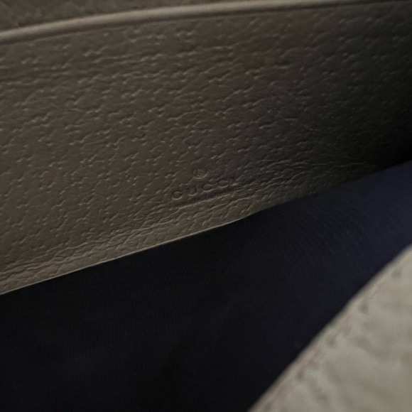 🌺Auth. Gucci crossbody wallet  WOC 🌺 - Picture 11 of 15